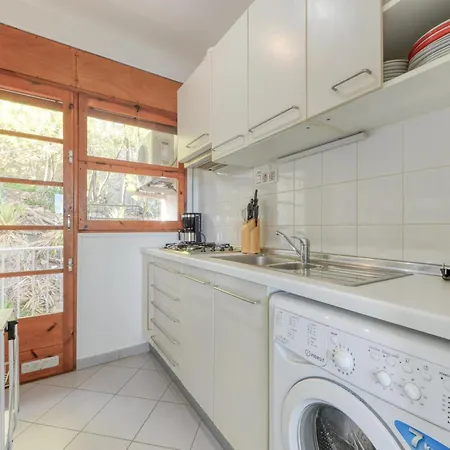 Appartement In Near Canyelles