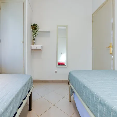 Appartement In Near Canyelles *