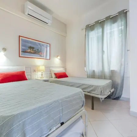 In Near Canyelles Appartement