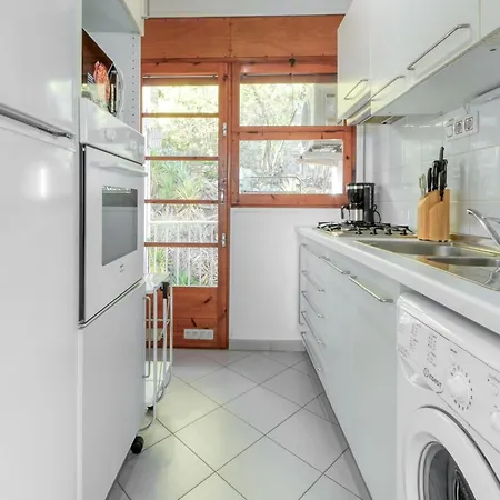 Appartement In Near Canyelles Roses