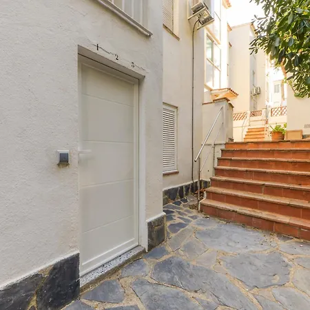 Appartement In Near Canyelles